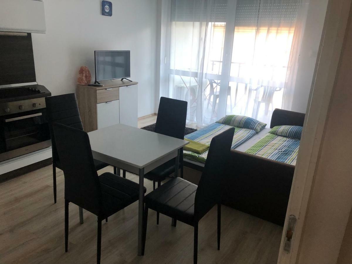 Belle Casa 24 Διαμέρισμα Ντέμπρετσεν Εξωτερικό φωτογραφία